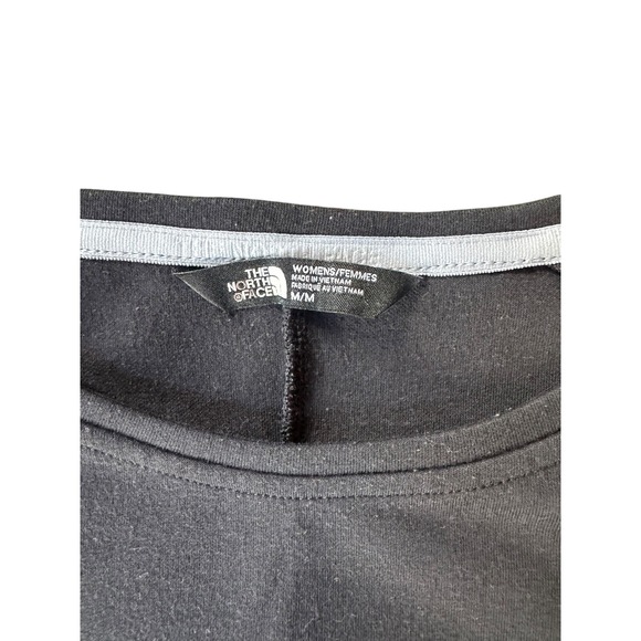 The North Face Women Black Long Sleeve Athletic Top With Zipper Pocket Size M - Picture 3 of 3